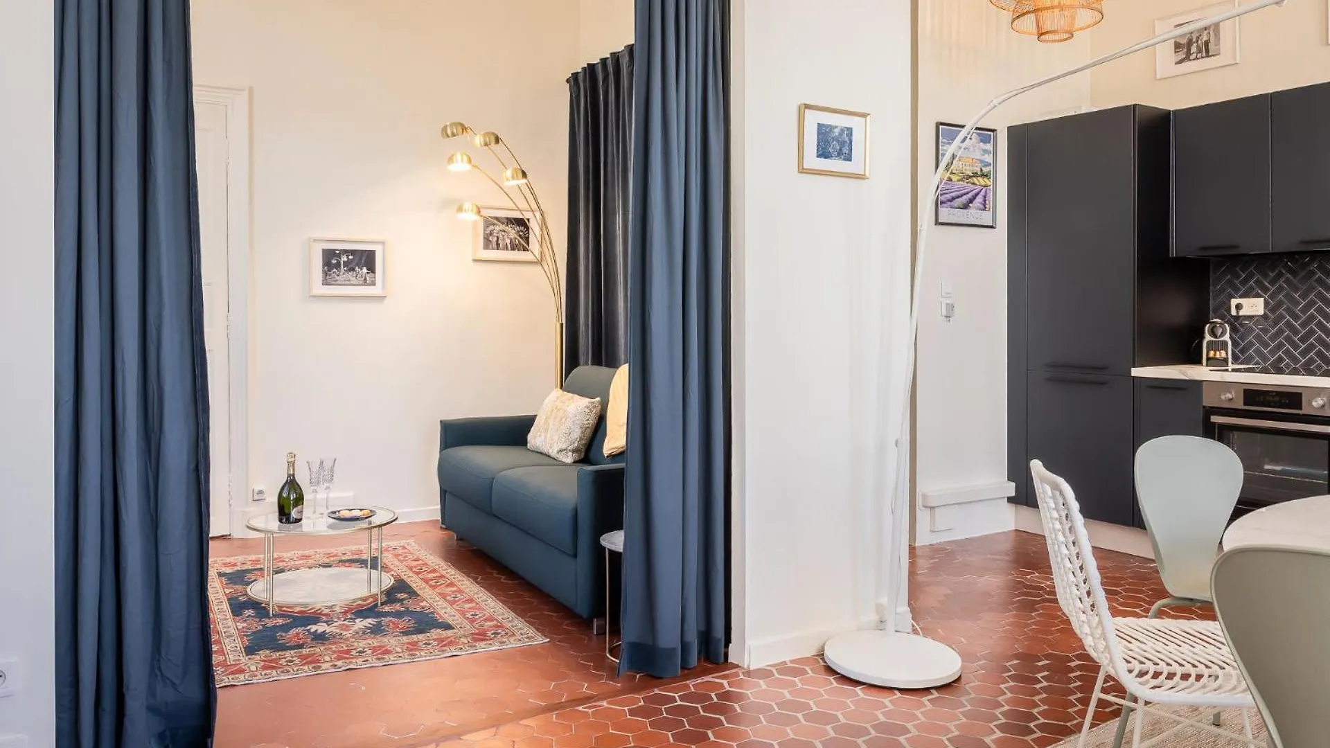 Appartement Avignon Intra-Muros, Vue Palais Des Papes